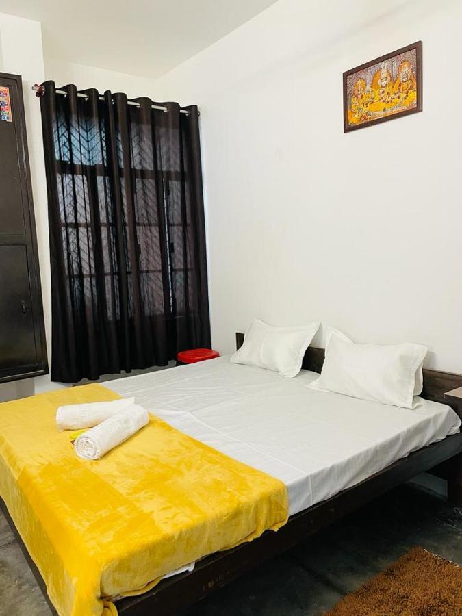Shree Balaji Homestay Ayodhya Eksteriør billede